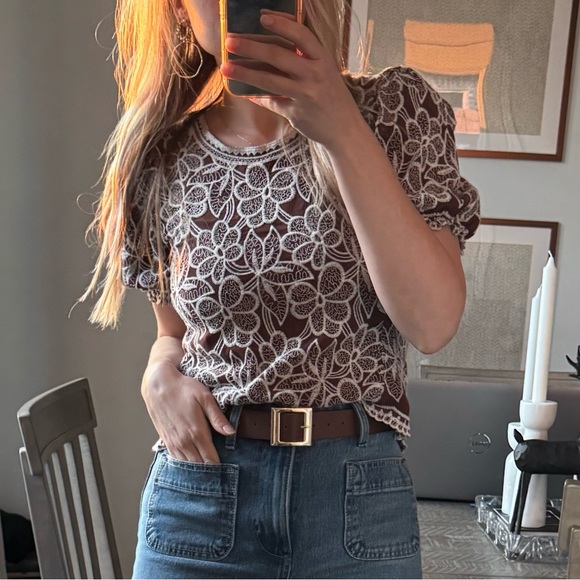 Solitaire Tops - Stunning Embroidery Style Brown White Lace Floral Women's Semi Scallop Work Top